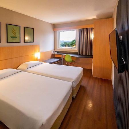 Hus Hotel Dourados Zewnętrze zdjęcie