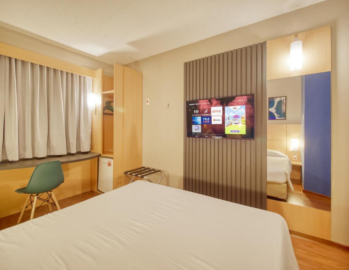 Hus Hotel Dourados Zewnętrze zdjęcie