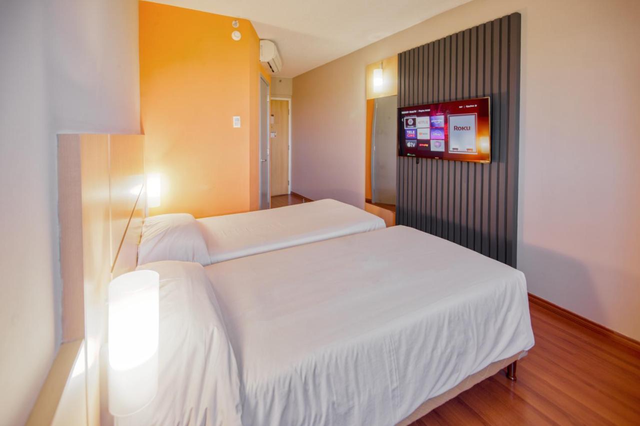 Hus Hotel Dourados Zewnętrze zdjęcie