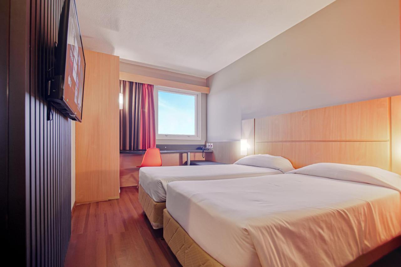 Hus Hotel Dourados Zewnętrze zdjęcie